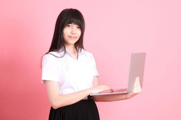 可爱的年轻的学生图片下载