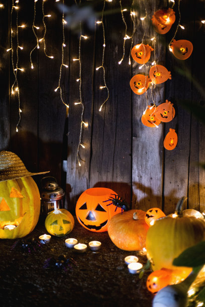 万圣节的南瓜雕刻静物画图片下载