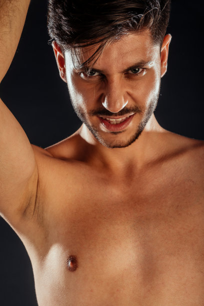 有吸引力的时髦的男人图片下载