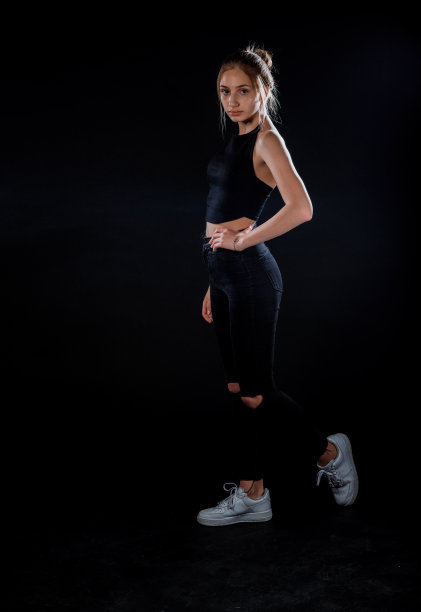 现代风格的时尚图片下载