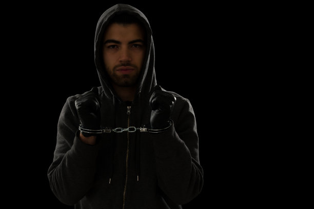 危险的罪犯被捕图片下载