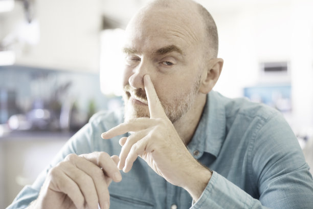 男人表情图片下载