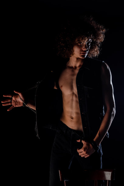 时髦的摇滚朋克时尚图片下载