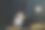 亚洲女性在笔记本电脑或笔记本电脑上工作到深夜，压力很大，工作倦怠综合症的概念。图片下载