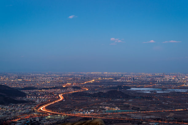 中国北京的全景，夜晚天际线图片下载