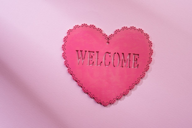 粉色心形单字欢迎图片下载