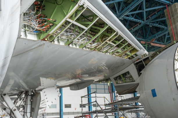 飞机的电线系统照片摄影图片