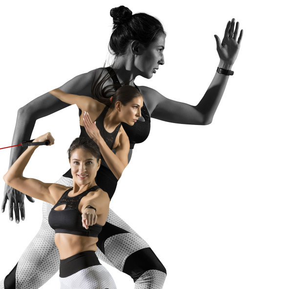 运动的年轻女子跑步。体育标语图片下载