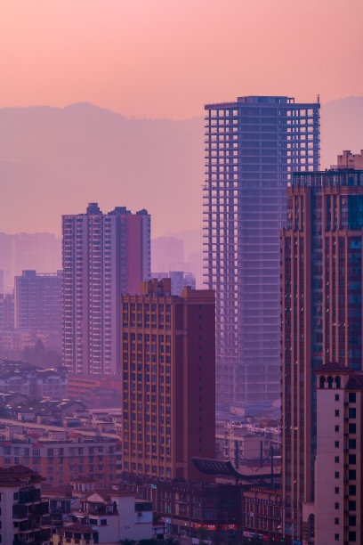 城市里清晨的日出图片下载