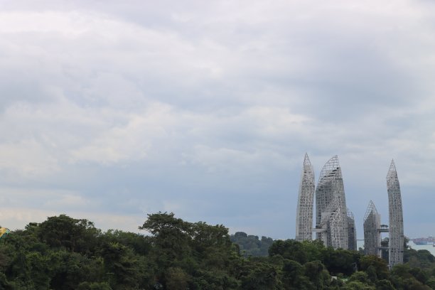 反射公寓-右下角的镜头图片下载