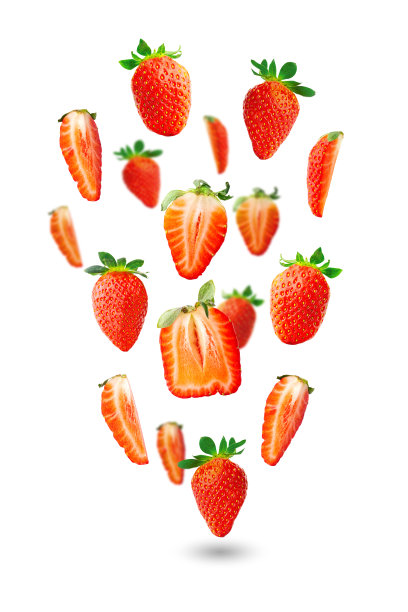 在白色的背景上草莓的彩色背景。俯视图，平躺横幅图片下载