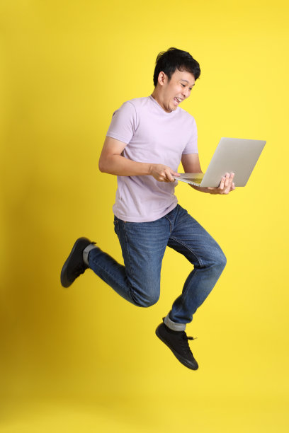 年轻的亚洲人图片下载