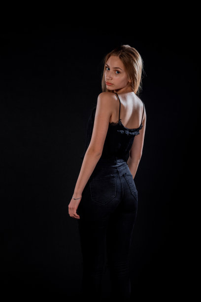 现代风格的时尚图片下载