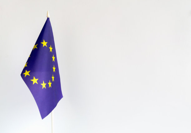 乌克兰与欧盟国旗孤立图片下载