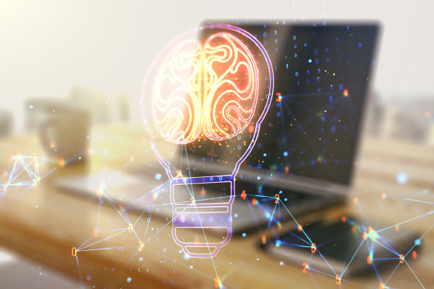 创意灯泡插画与人类大脑和现代桌面与pc背景，未来的技术概念。Multiexposure图片下载