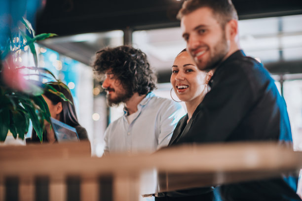 咖啡屋的约会图片下载