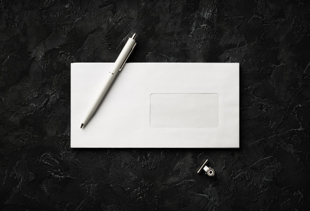 空白信封，钢笔，夹子图片下载