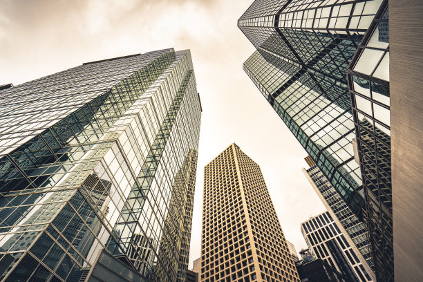 城市抽象背景，现代玻璃立面细节，办公商务建筑图片下载