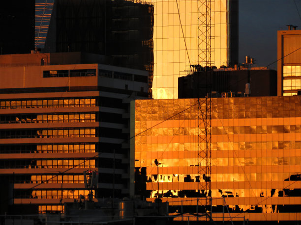 阿根廷首都布宜诺斯艾利斯的高角度视图。公司的建筑。图片下载