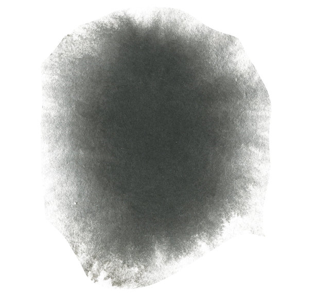 黑色手绘抽象水彩染色孤立在白色背景。图片下载