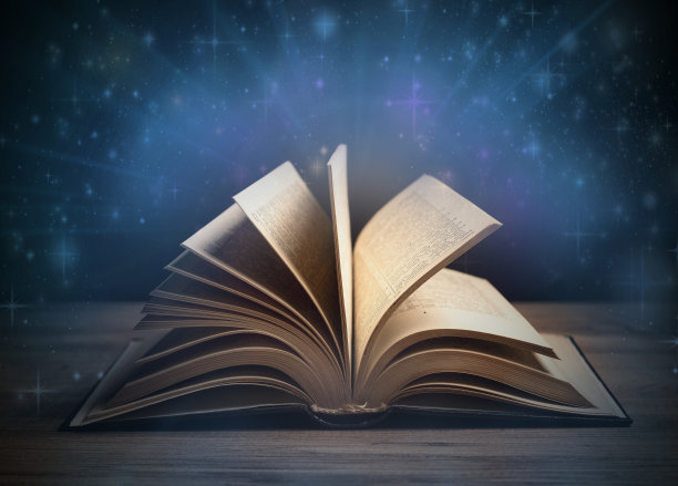 书在繁星满天的夜晚图片下载