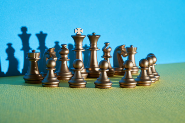 碎片上的蓝色和黄色背景-乌克兰国旗的颜色图片下载