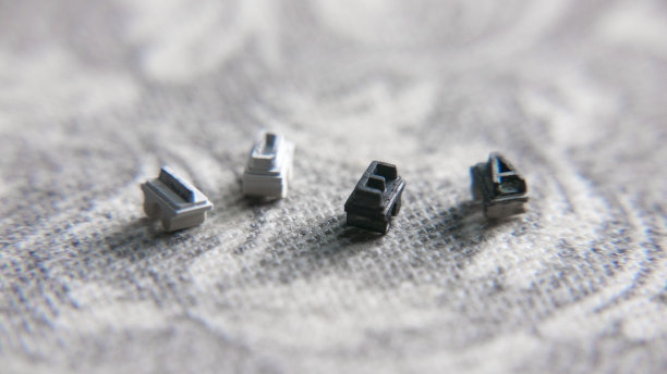 打印单词“IDEA”图片下载