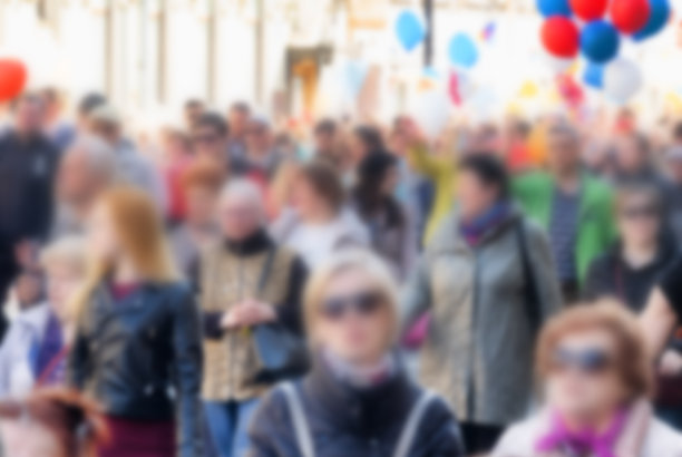 模糊了大都市的无名人群。图片下载