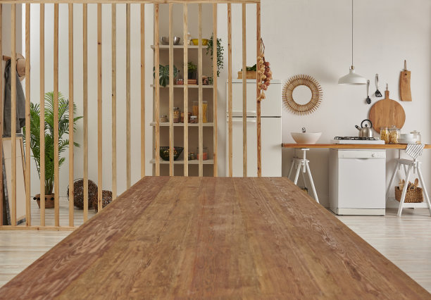 装饰厨房近概念与桌子，洗碗机和冰箱的背景风格。图片下载