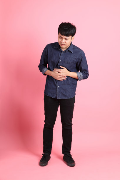 年轻的成年男人图片下载