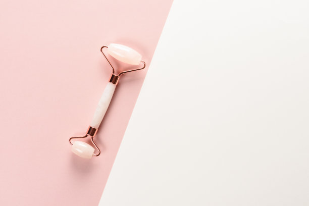 脸部按摩器。图片下载