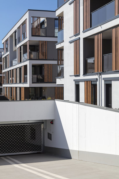 地下停车场与现代建筑图片下载