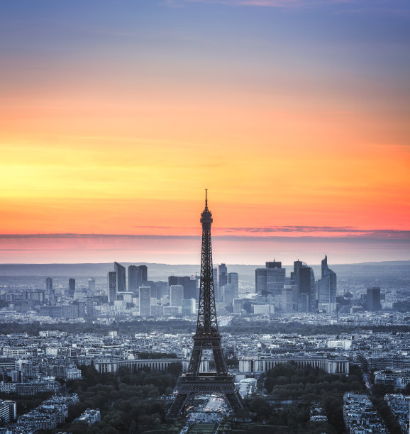 日落时分的巴黎市景图片下载