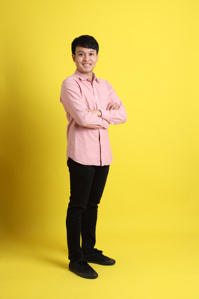 聪明的亚洲人图片下载