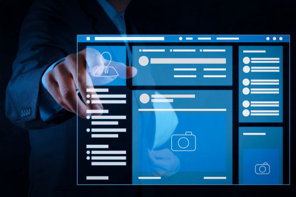 笔记本电脑Social media page VR Interface网页浏览器。图片下载