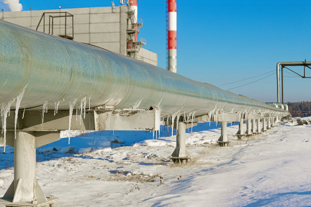 冬季暖气管道集中图片下载