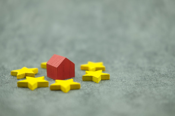 红色家园，排名五星级。图片下载