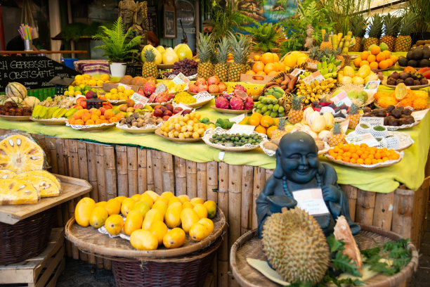 德国慕尼黑的viktualienar市场上的新鲜水果图片下载