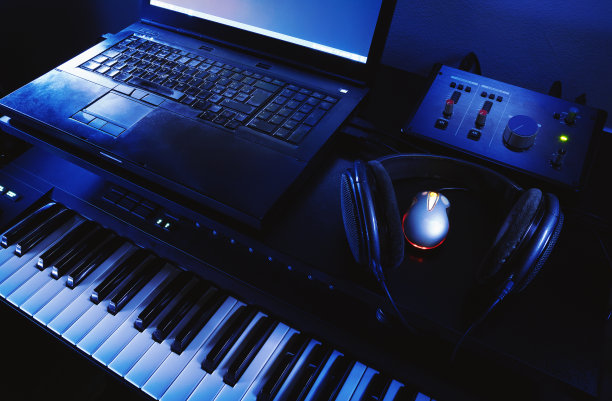 简易家庭音频工作室图片下载