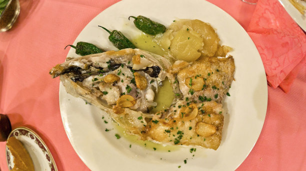 红烧鲈鱼图片下载