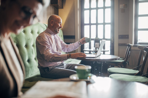 人们在咖啡馆图片下载