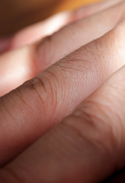 一个人的手的特写图片下载