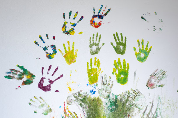 彩色儿童手印图片下载