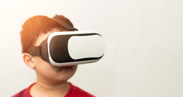 儿童利用vr视频现实进入网络空间连接到元空间图片下载
