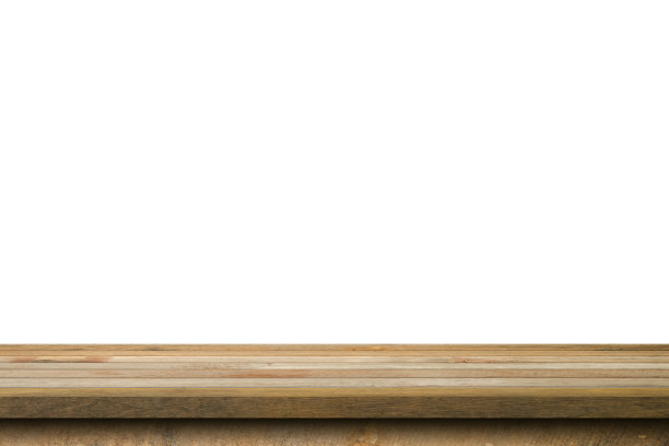 空旧木桌在孤立的白色背景和显示蒙太奇与复制空间的产品。图片下载