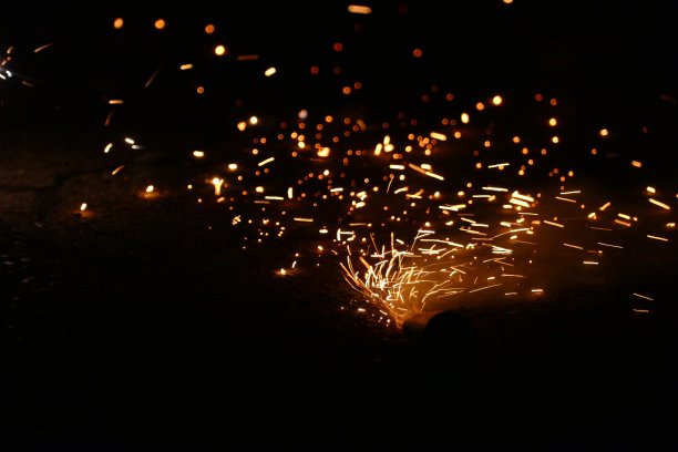 周围的烟花14图片下载