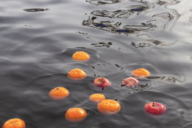水果在水中图片下载