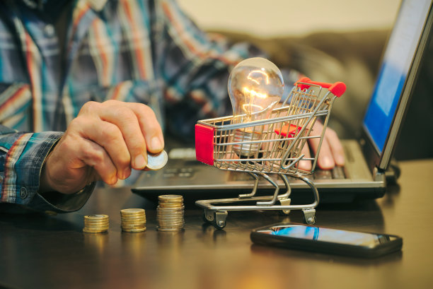 购物车里的灯泡图片下载