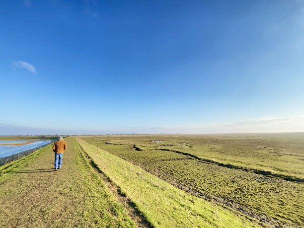 在标志性的林肯郡公寓的男子图片下载