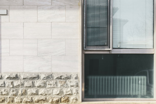 建筑的窗户，古老的建筑图片下载